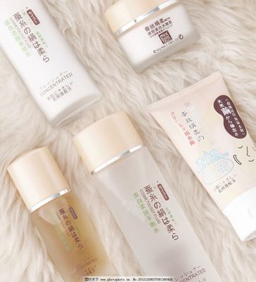 解析质感之美 化妆品与纺织品的视觉交融