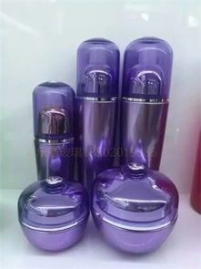 广州市乐鑫玻璃制品厂 专业化妆品瓶子的设计与生产专家